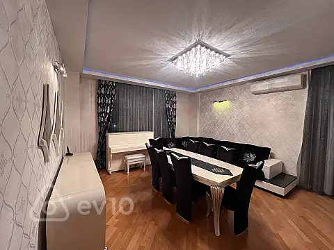 Kirayə verilir 3 otaqlı yeni tikili 100 m²