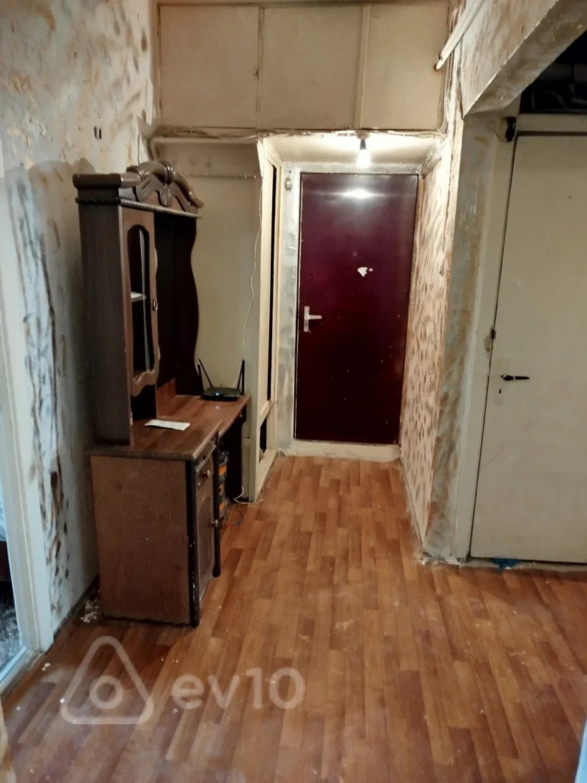 Kirayə verilir 3 otaqlı köhnə tikili 70 m²
