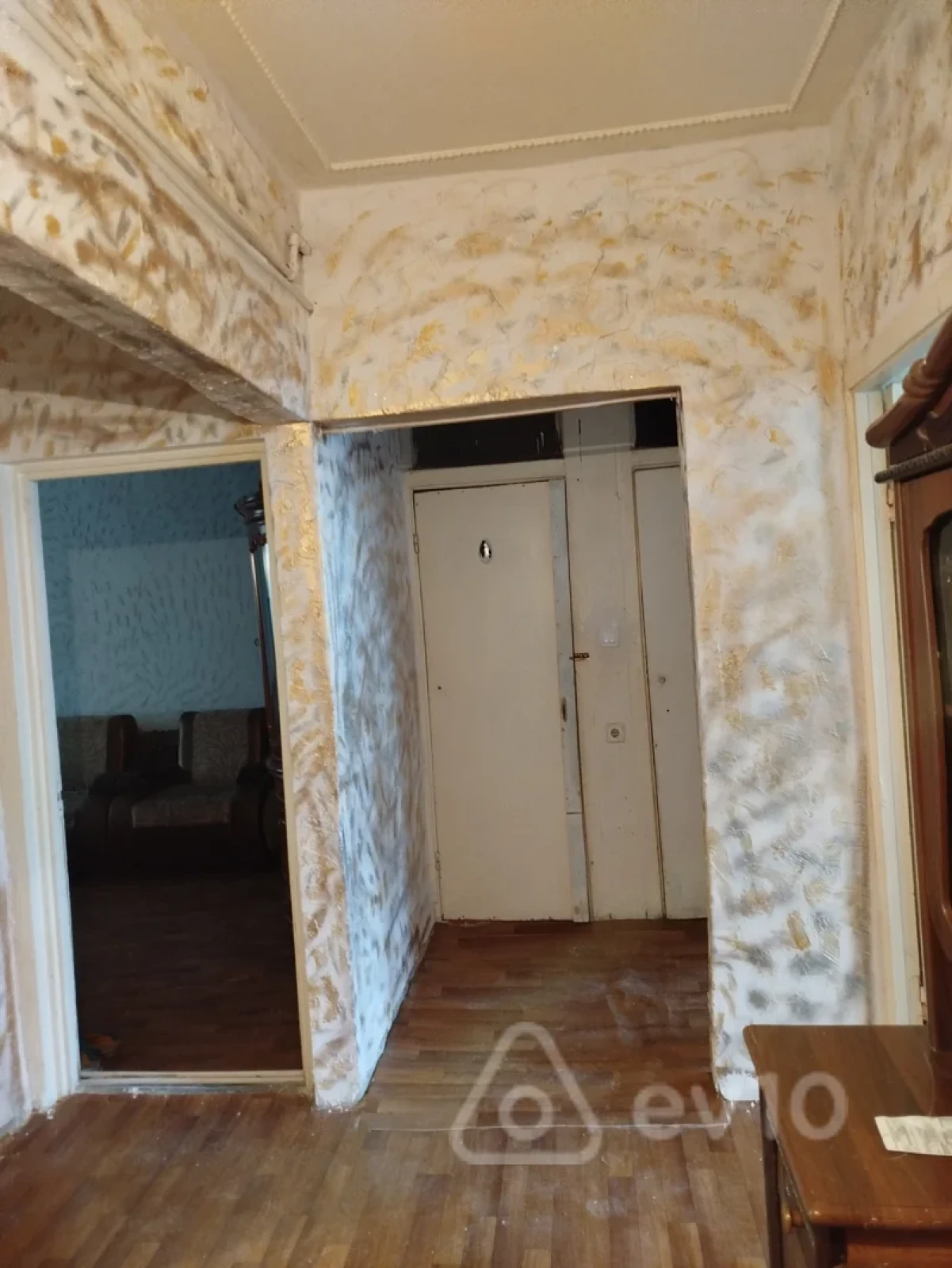 Kirayə verilir 3 otaqlı köhnə tikili 70 m²