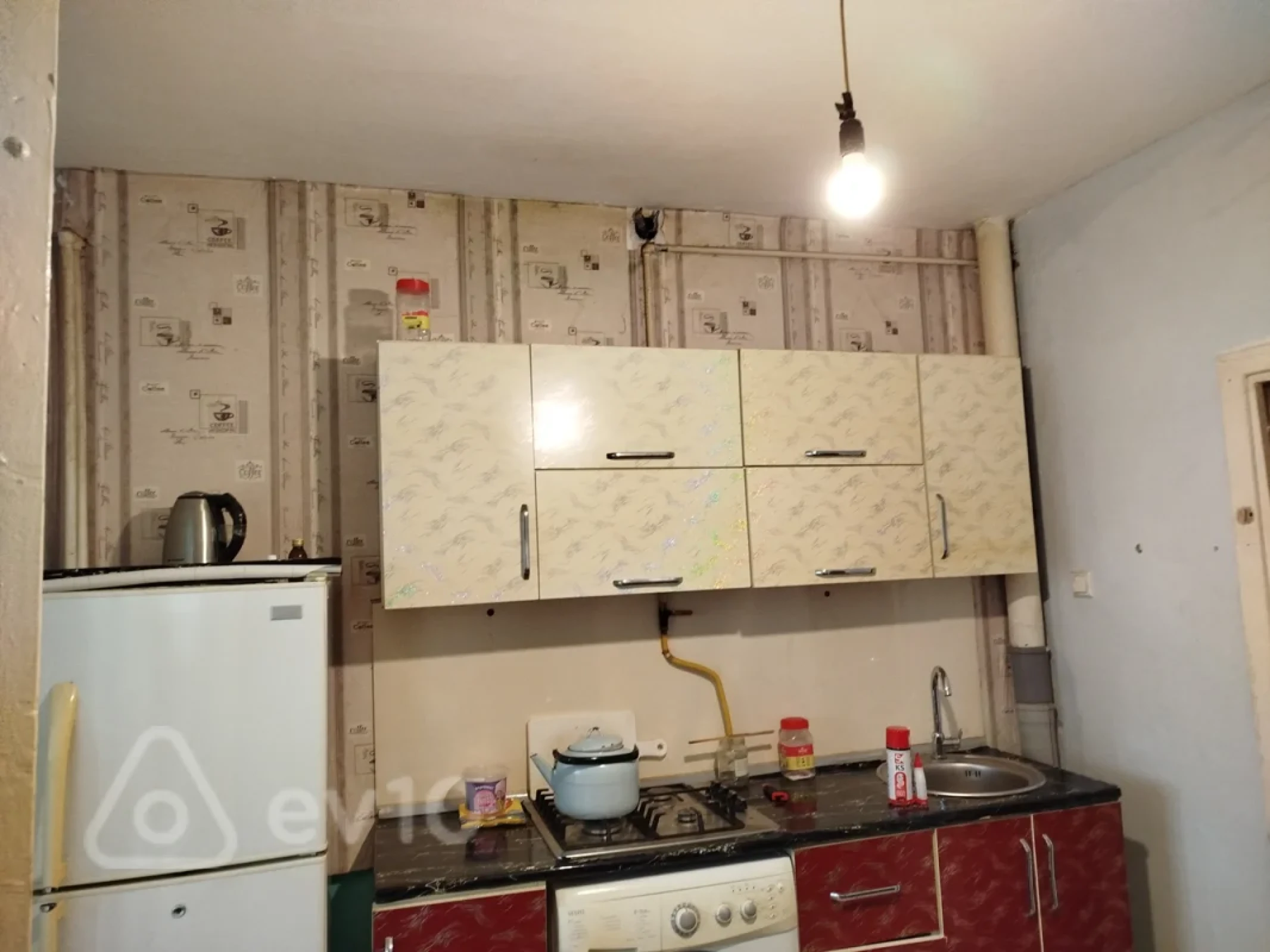 Kirayə verilir 3 otaqlı köhnə tikili 70 m²