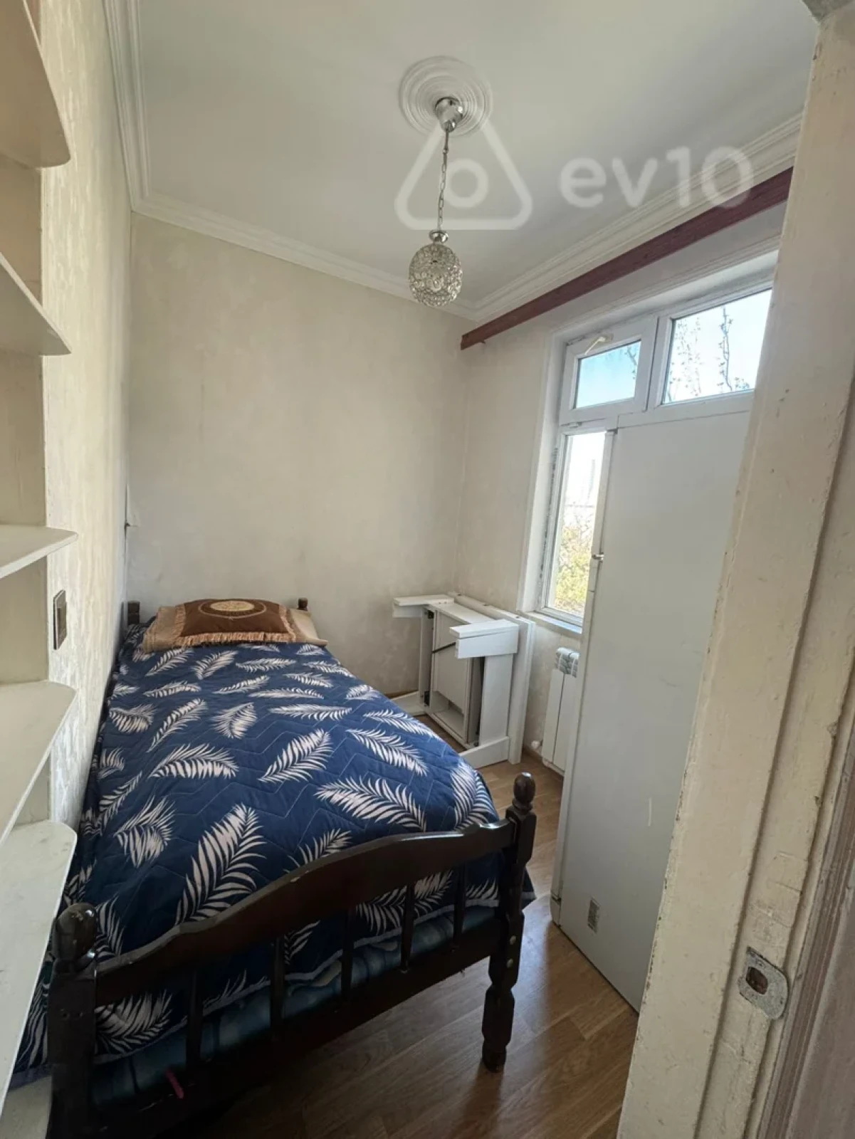 Kirayə verilir 3 otaqlı köhnə tikili 50 m²