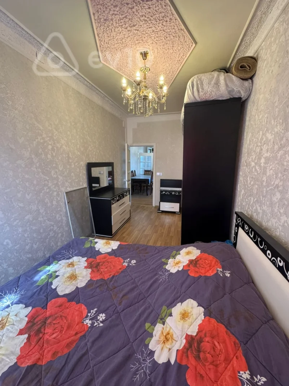 Kirayə verilir 3 otaqlı köhnə tikili 50 m²