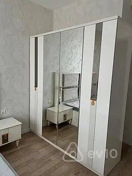 Kirayə verilir 2 otaqlı yeni tikili 77 m²