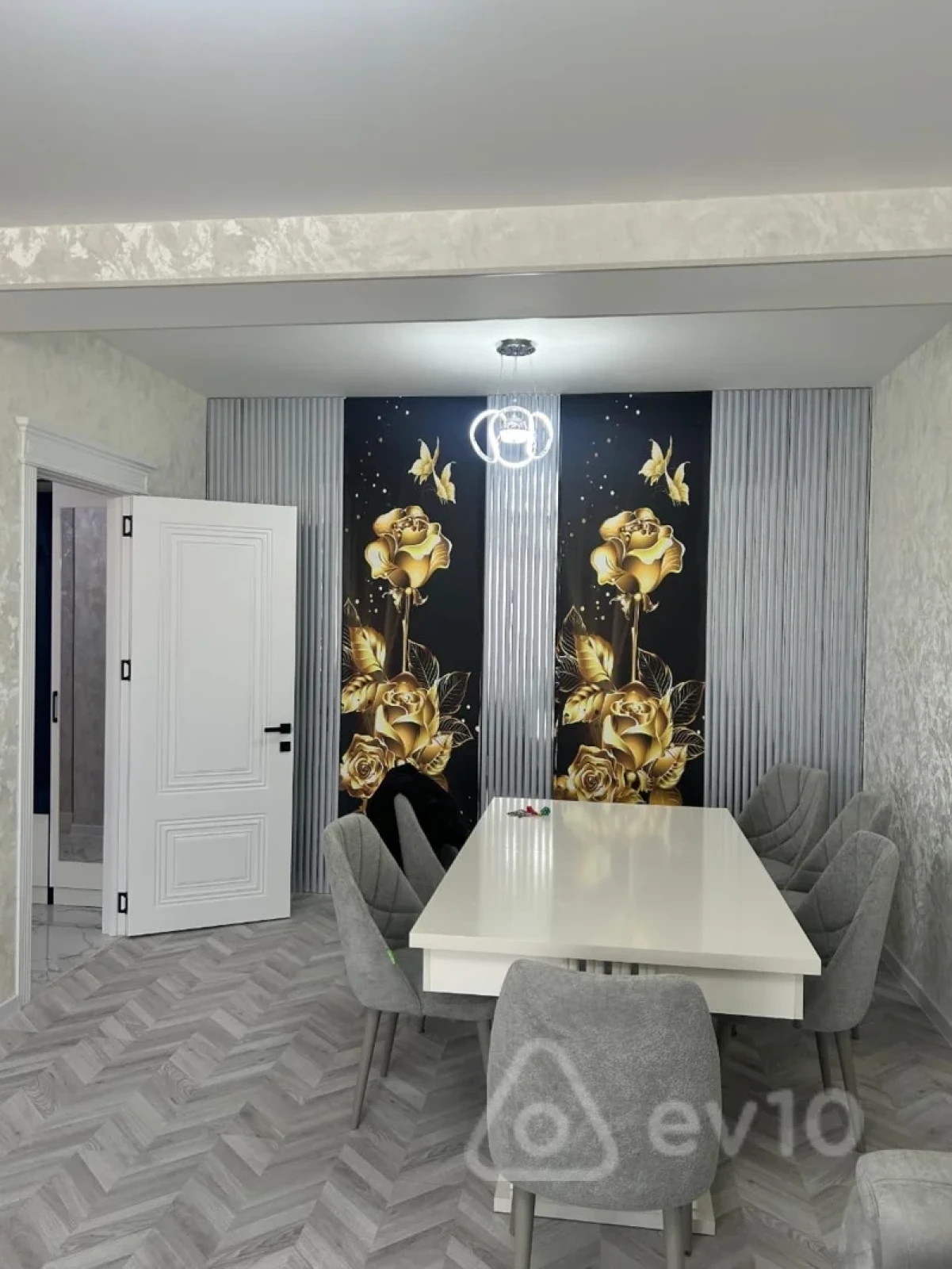 Kirayə verilir 2 otaqlı yeni tikili 77 m²