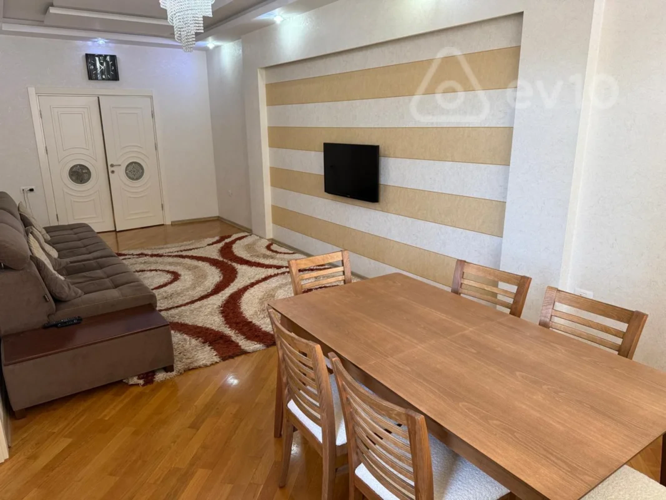 Kirayə verilir 4 otaqlı yeni tikili 110 m²
