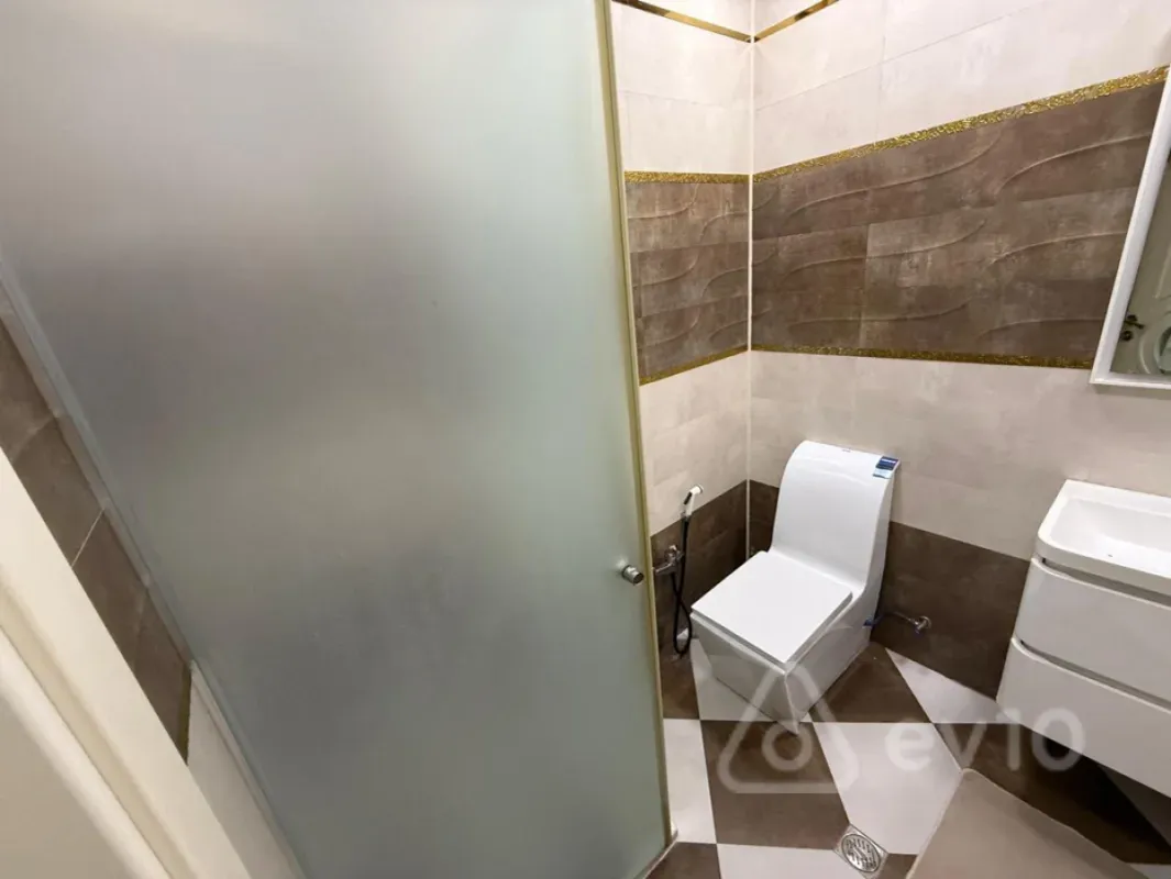 Kirayə verilir 4 otaqlı yeni tikili 110 m²