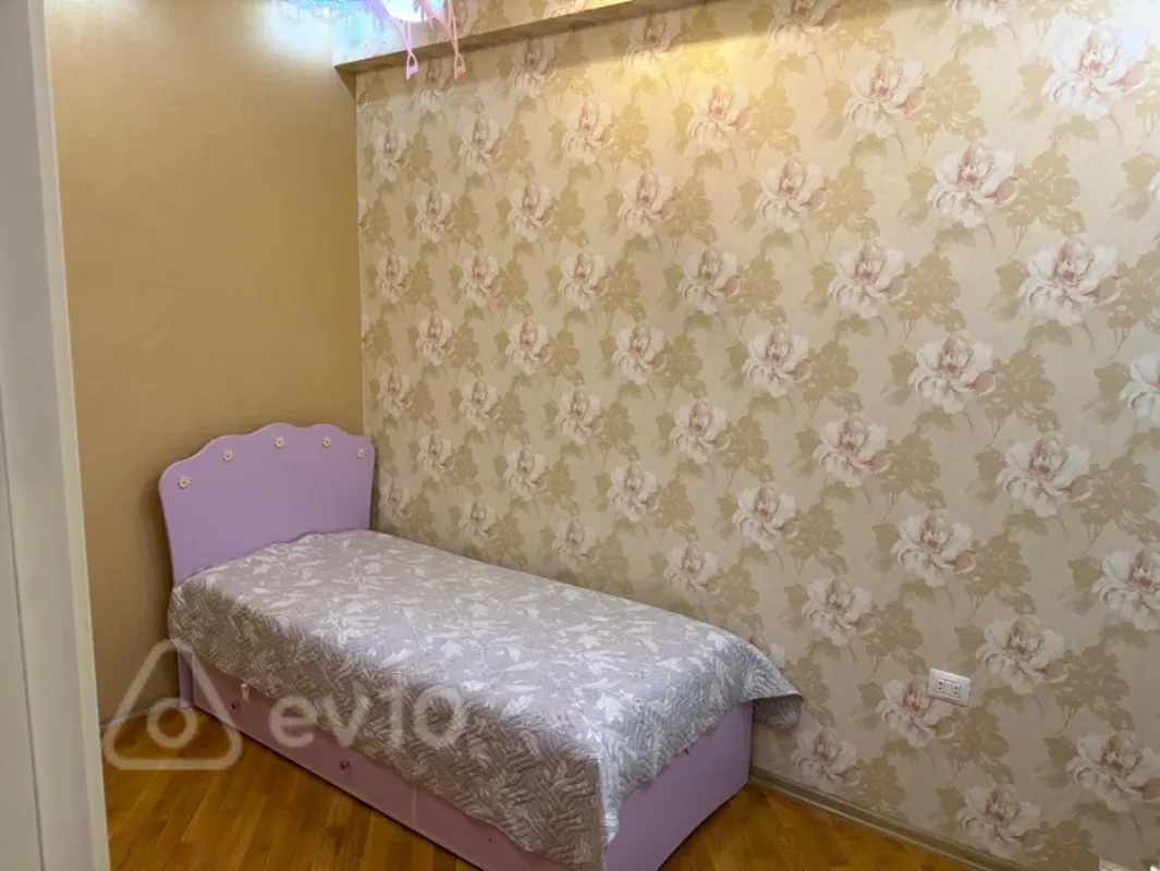 Kirayə verilir 4 otaqlı yeni tikili 110 m²