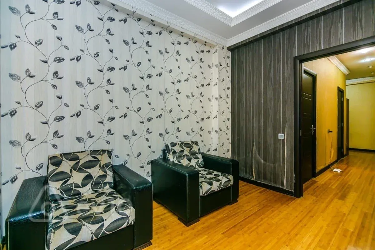 Kirayə verilir 3 otaqlı yeni tikili 70 m²