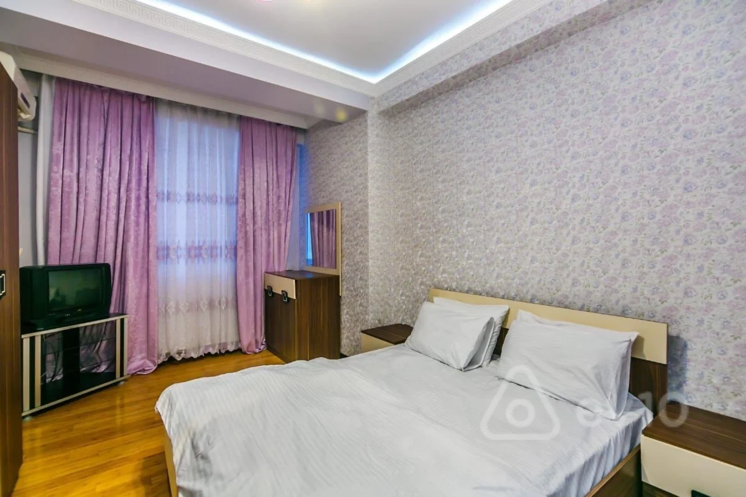 Kirayə verilir 3 otaqlı yeni tikili 70 m²