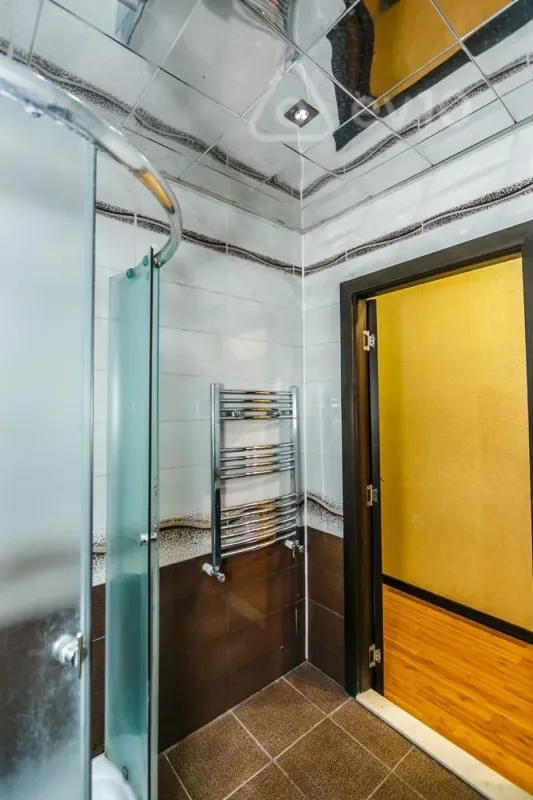 Kirayə verilir 3 otaqlı yeni tikili 70 m²