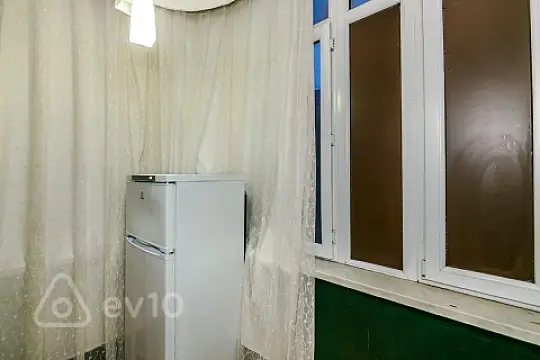 Kirayə verilir 3 otaqlı yeni tikili 70 m²