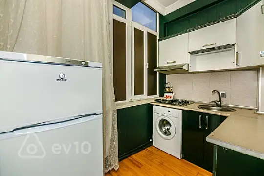 Kirayə verilir 3 otaqlı yeni tikili 70 m²