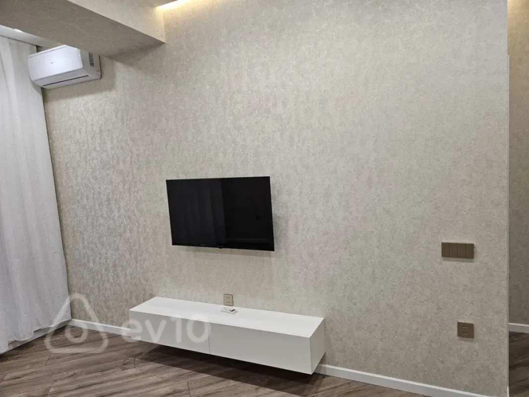 Kirayə verilir 2 otaqlı yeni tikili 54 m²