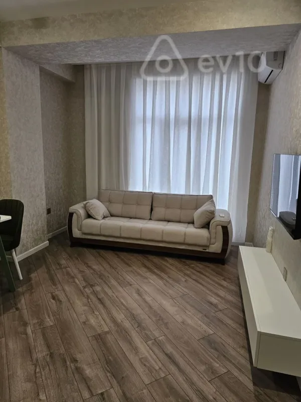 Kirayə verilir 2 otaqlı yeni tikili 54 m²