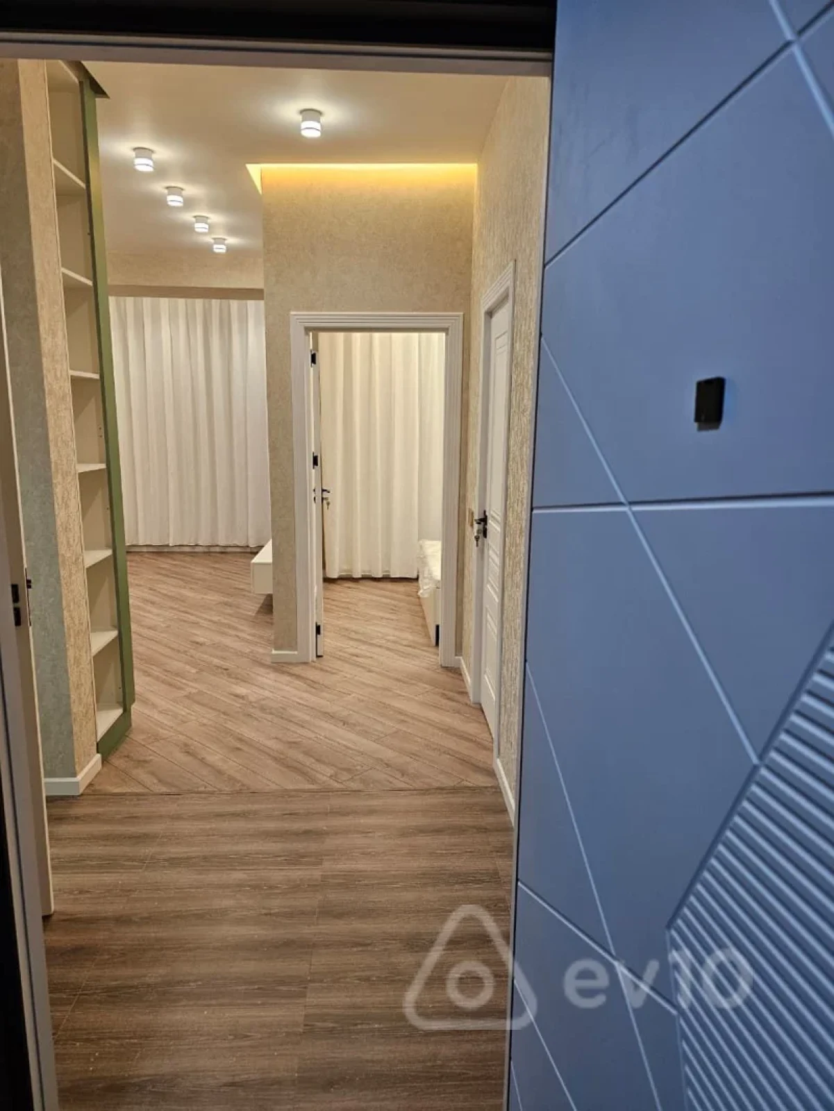 Kirayə verilir 2 otaqlı yeni tikili 54 m²