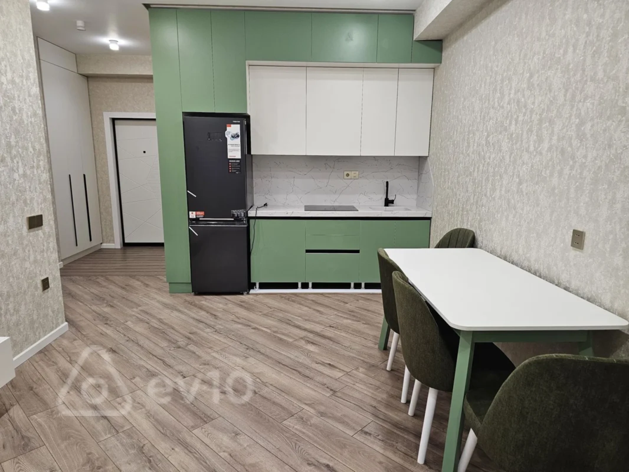 Kirayə verilir 2 otaqlı yeni tikili 54 m²