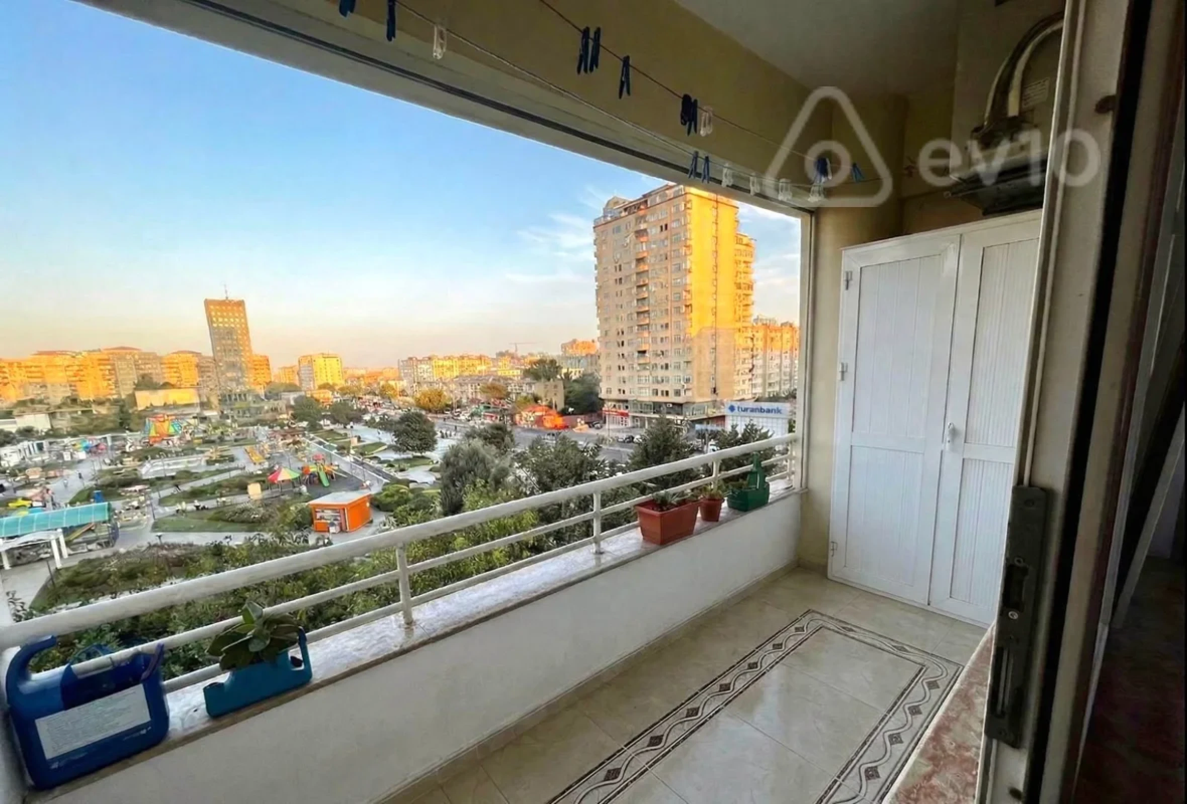 Satılır 3 otaqlı yeni tikili 98 m²