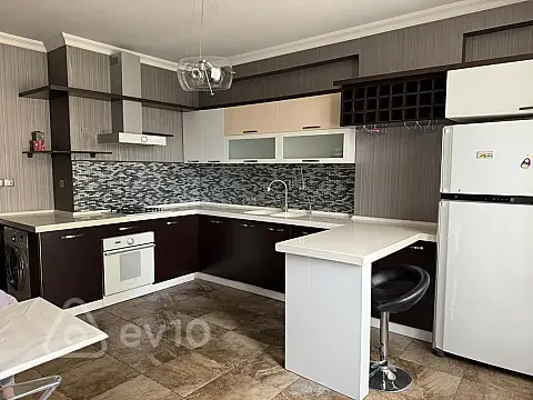 Kirayə verilir 2 otaqlı yeni tikili 91 m²