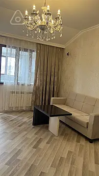 Kirayə verilir 3 otaqlı yeni tikili 110 m²