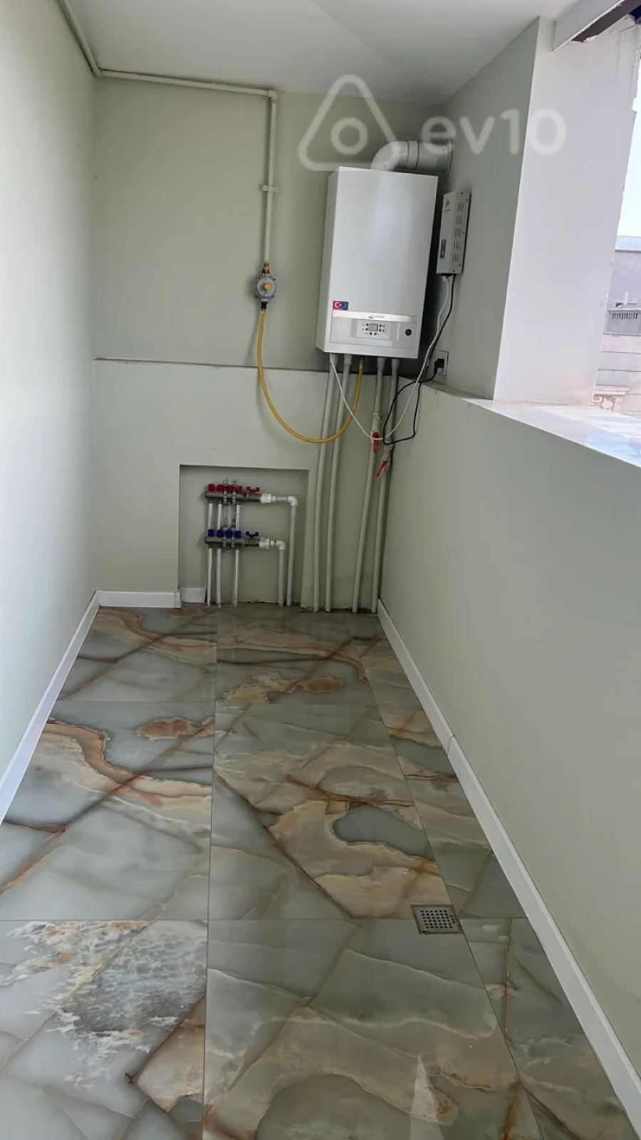 Kirayə verilir 3 otaqlı yeni tikili 110 m²