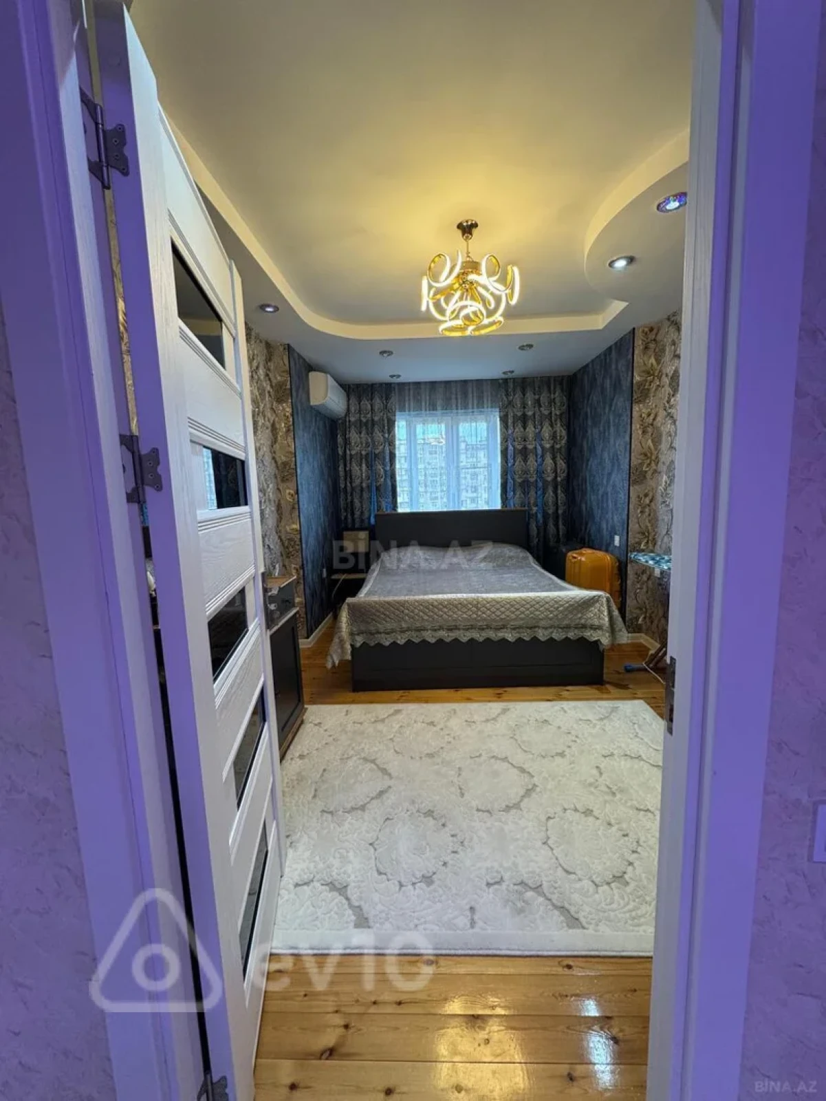 Kirayə verilir 3 otaqlı köhnə tikili 80 m²