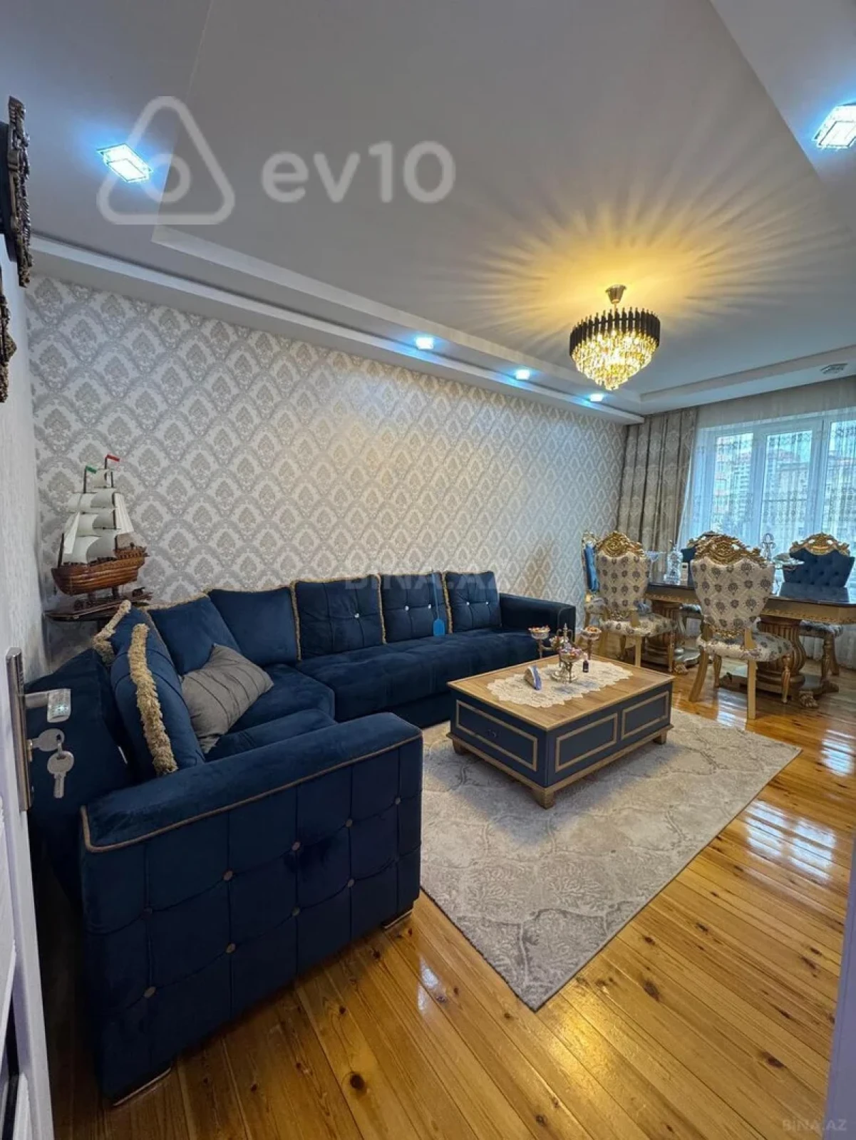 Kirayə verilir 3 otaqlı köhnə tikili 80 m²