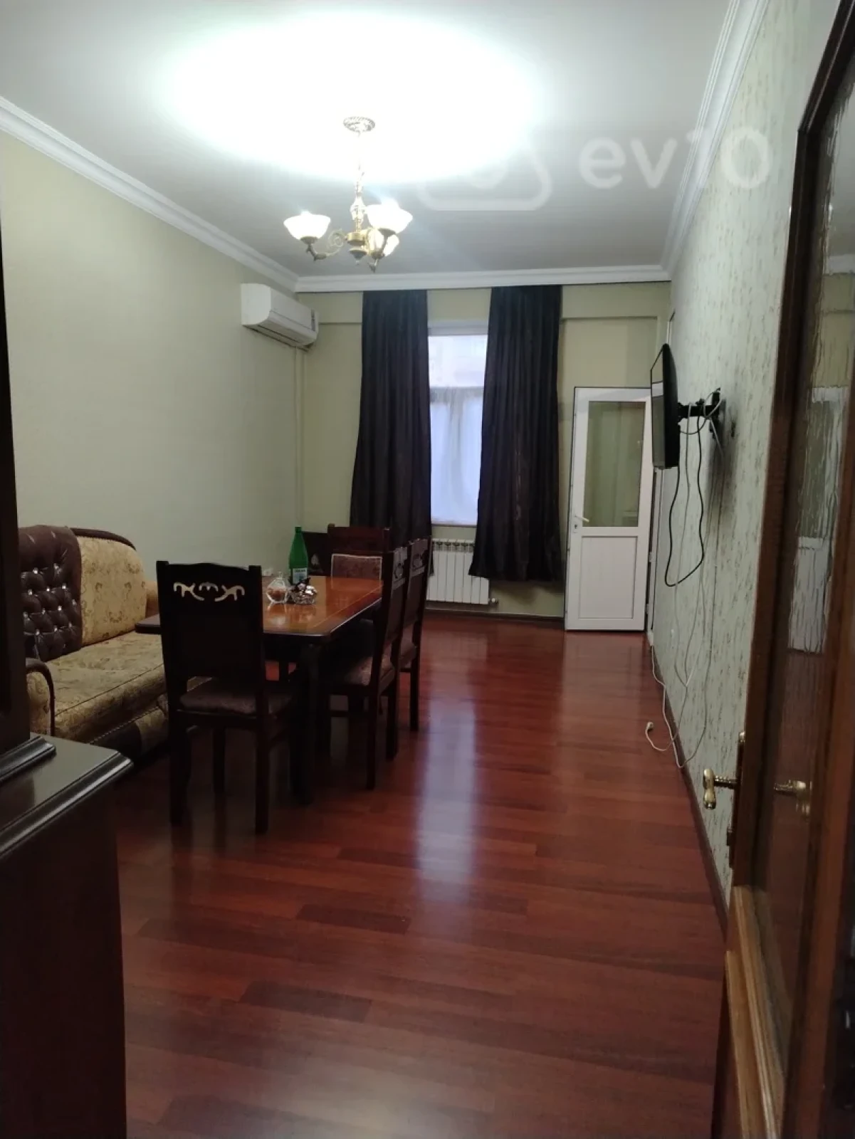 Kirayə verilir 2 otaqlı yeni tikili 70 m²