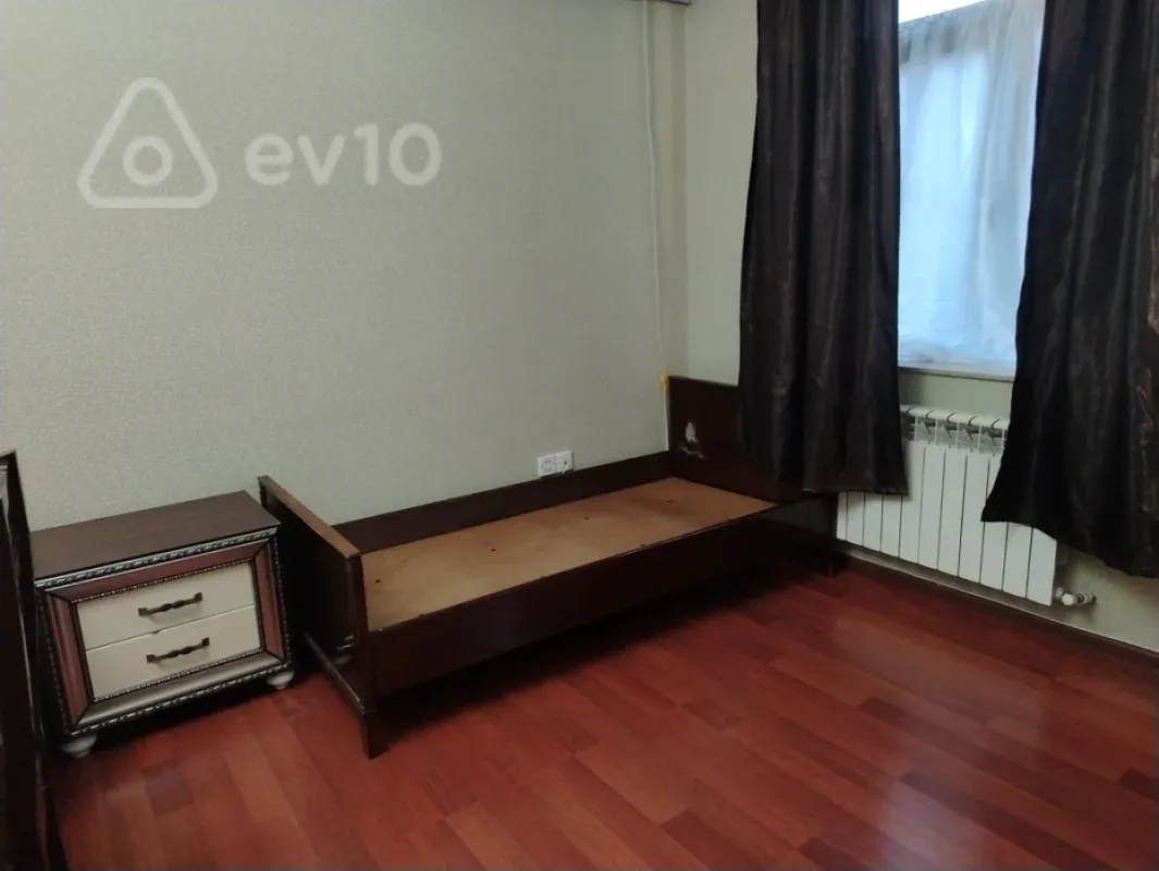Kirayə verilir 2 otaqlı yeni tikili 70 m²