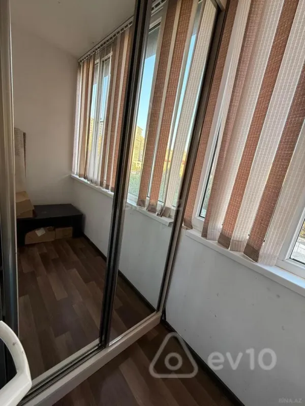 Kirayə verilir 3 otaqlı köhnə tikili 75 m²
