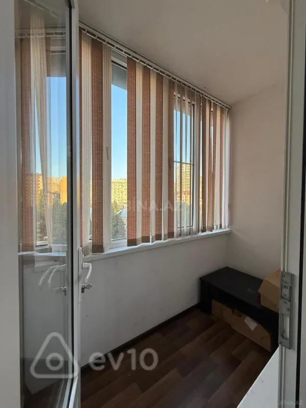 Kirayə verilir 3 otaqlı köhnə tikili 75 m²