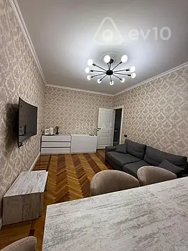 Kirayə verilir 3 otaqlı köhnə tikili 75 m² — Bakı, Xətai 3 otaq 75.00 m²