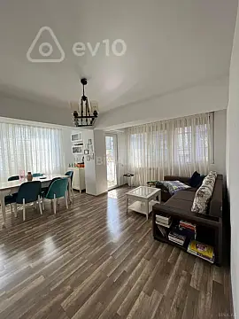 Kirayə verilir 3 otaqlı köhnə tikili 94 m² — Bakı, Nərimanov 3 otaq 94.00 m²