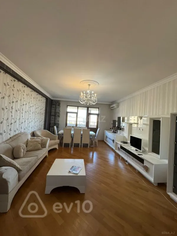 Kirayə verilir 4 otaqlı yeni tikili 175 m²