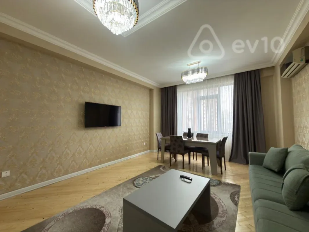 Kirayə verilir 2 otaqlı yeni tikili 73 m²