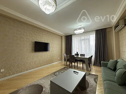Kirayə verilir 2 otaqlı yeni tikili 73 m²