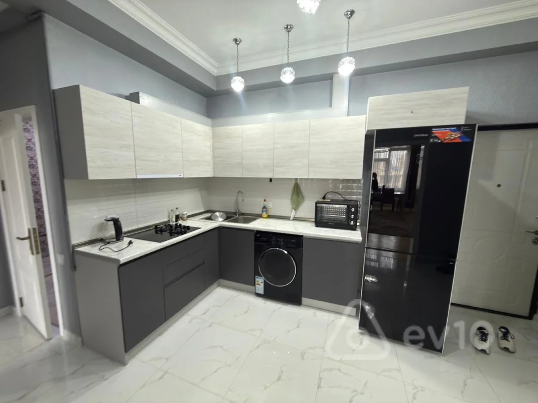 Kirayə verilir 2 otaqlı yeni tikili 73 m²