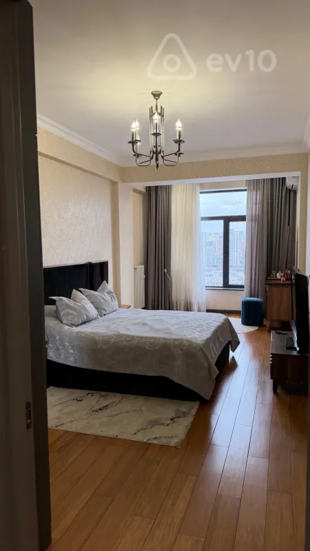 Kirayə verilir 3 otaqlı yeni tikili 126 m²