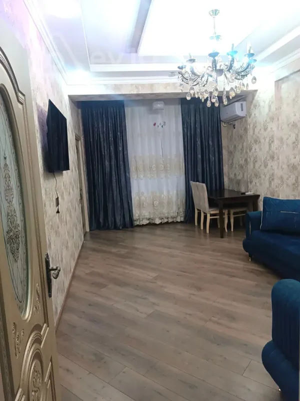 Kirayə verilir 2 otaqlı yeni tikili 60 m²