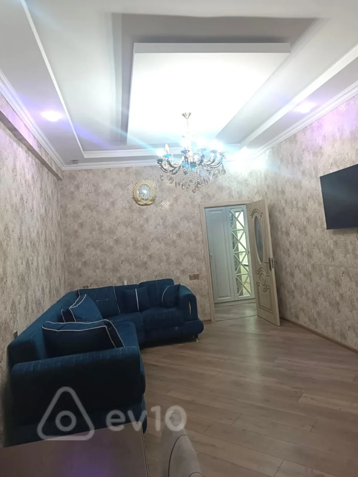 Kirayə verilir 2 otaqlı yeni tikili 60 m²