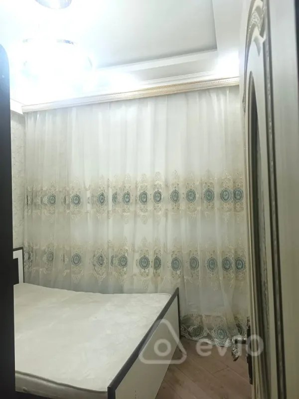 Kirayə verilir 2 otaqlı yeni tikili 60 m²