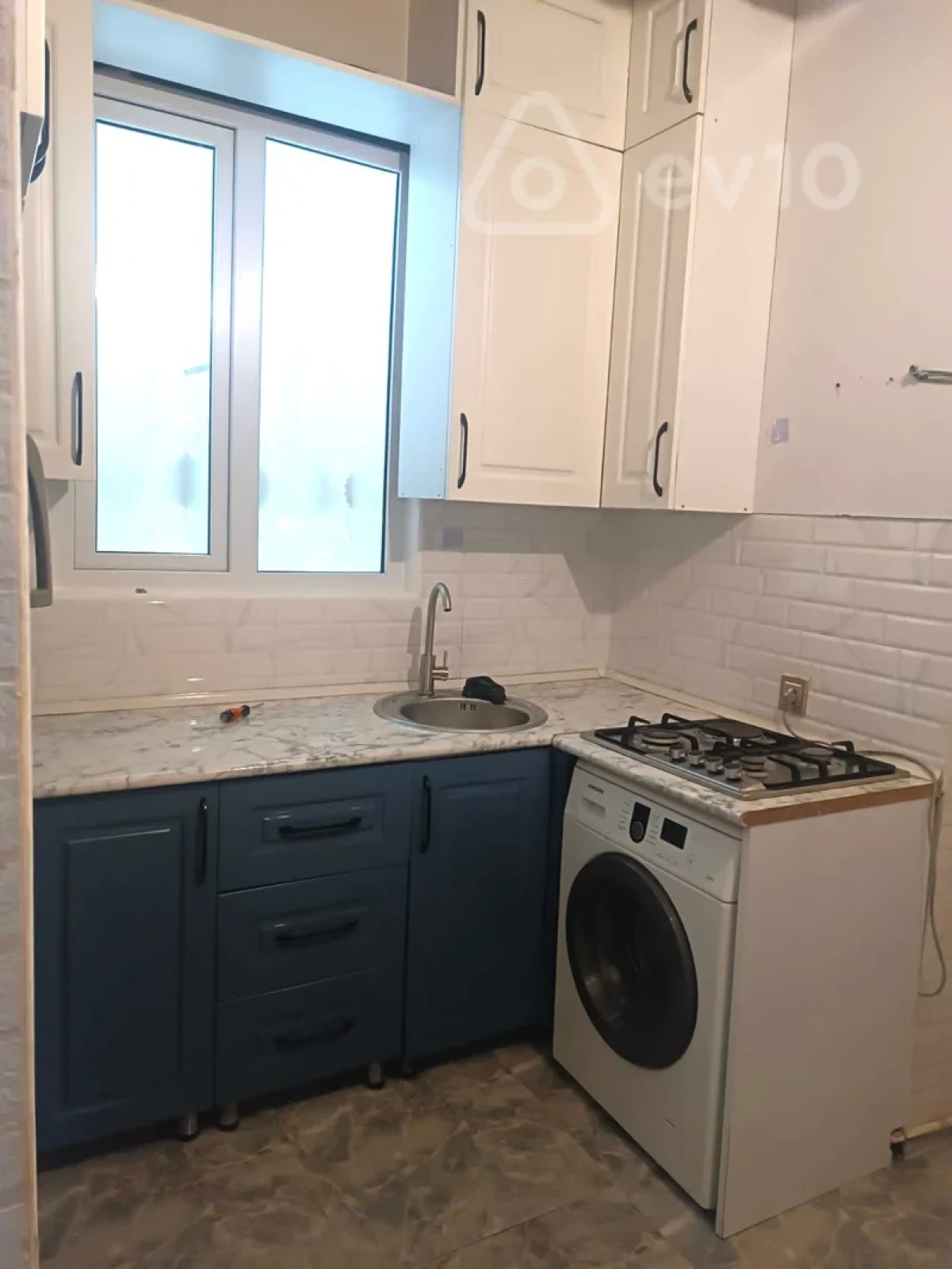 Kirayə verilir 2 otaqlı yeni tikili 60 m²