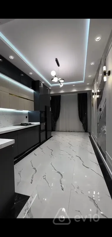 Satılır 3 otaqlı yeni tikili 137 m²