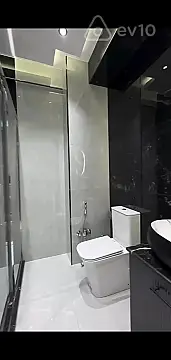 Satılır 3 otaqlı yeni tikili 137 m²