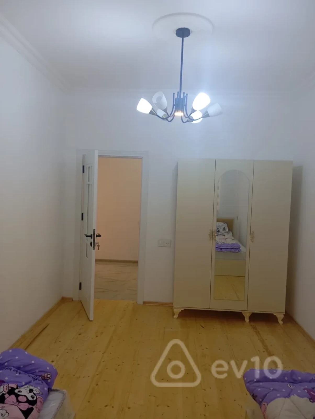 Kirayə verilir 3 otaqlı yeni tikili 90 m²