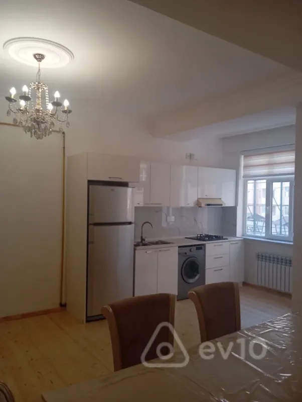 Kirayə verilir 3 otaqlı yeni tikili 90 m²