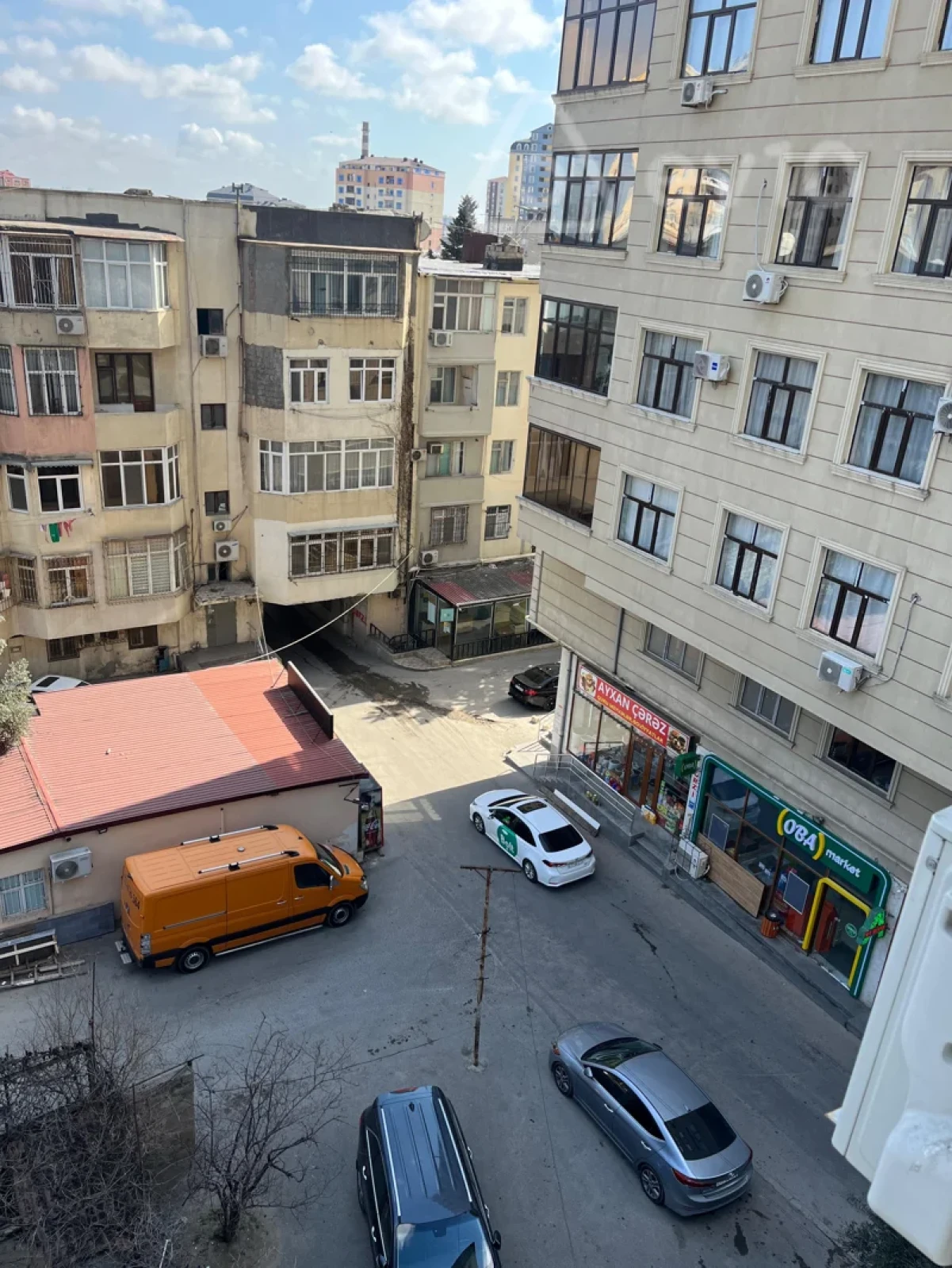 Kirayə verilir 3 otaqlı yeni tikili 83 m²
