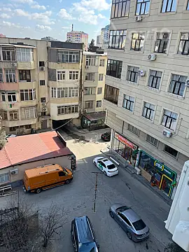 Kirayə verilir 3 otaqlı yeni tikili 83 m²