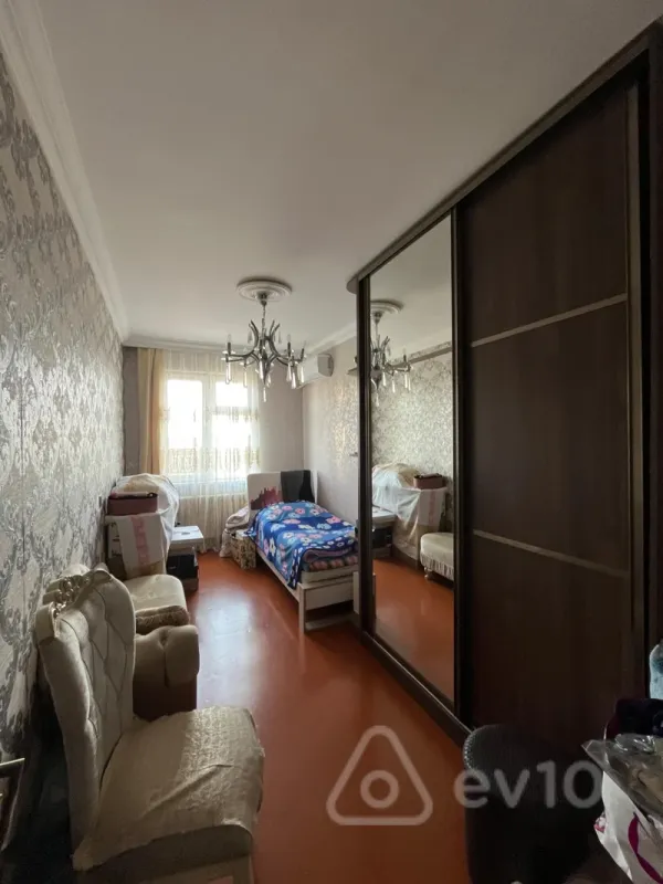 Kirayə verilir 3 otaqlı yeni tikili 83 m²