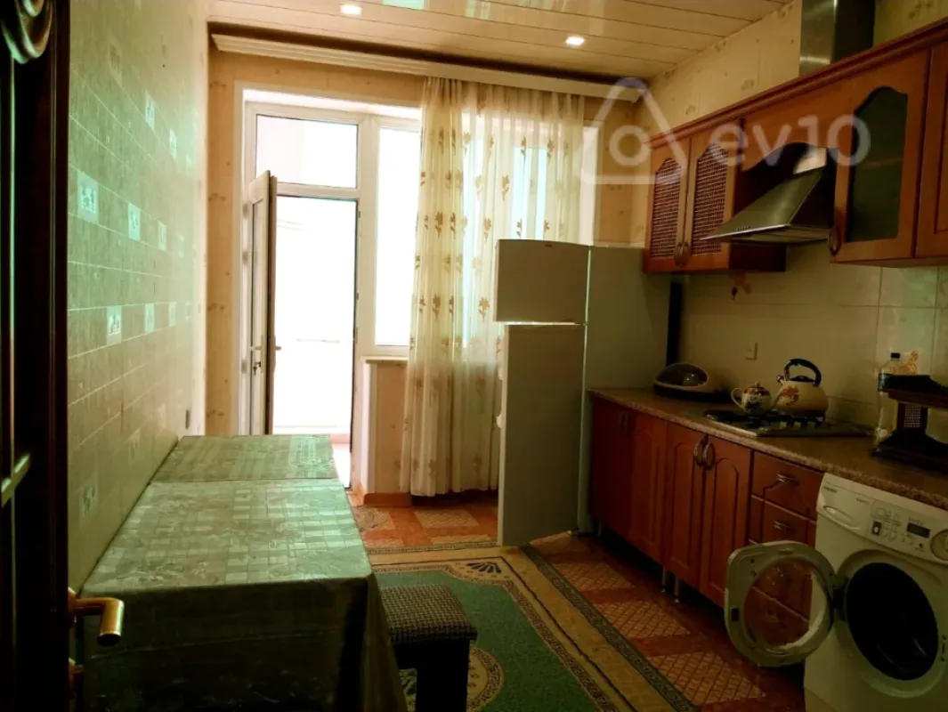 Kirayə verilir 2 otaqlı yeni tikili 90 m²