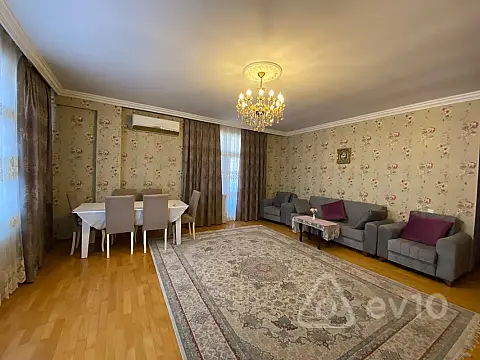 Kirayə verilir 2 otaqlı yeni tikili 105 m²